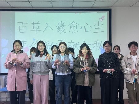照片1_resized.jpg